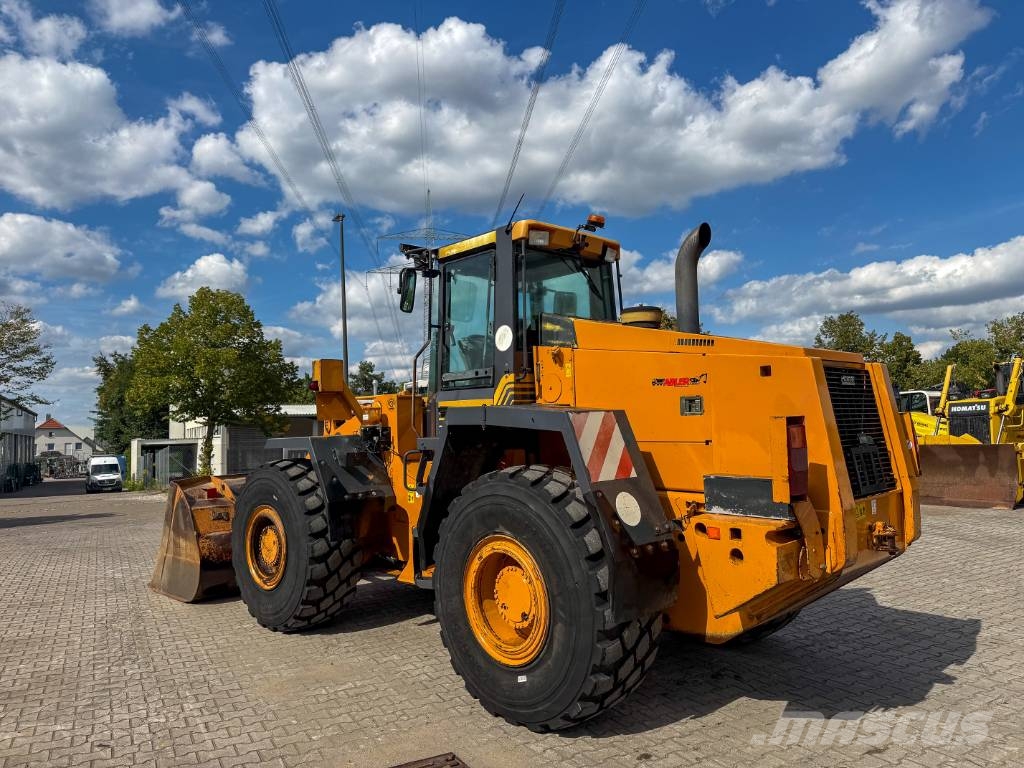 CASE 821C Klima Zentralschmierung Pás carregadoras de rodas