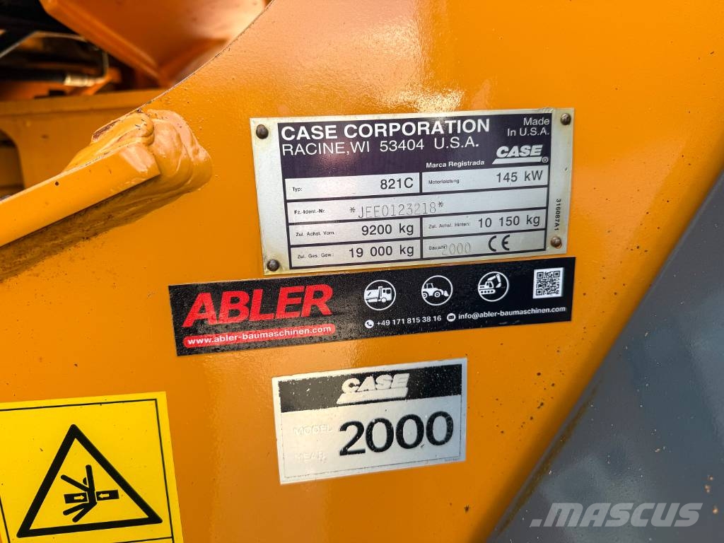 CASE 821C Klima Zentralschmierung Pás carregadoras de rodas
