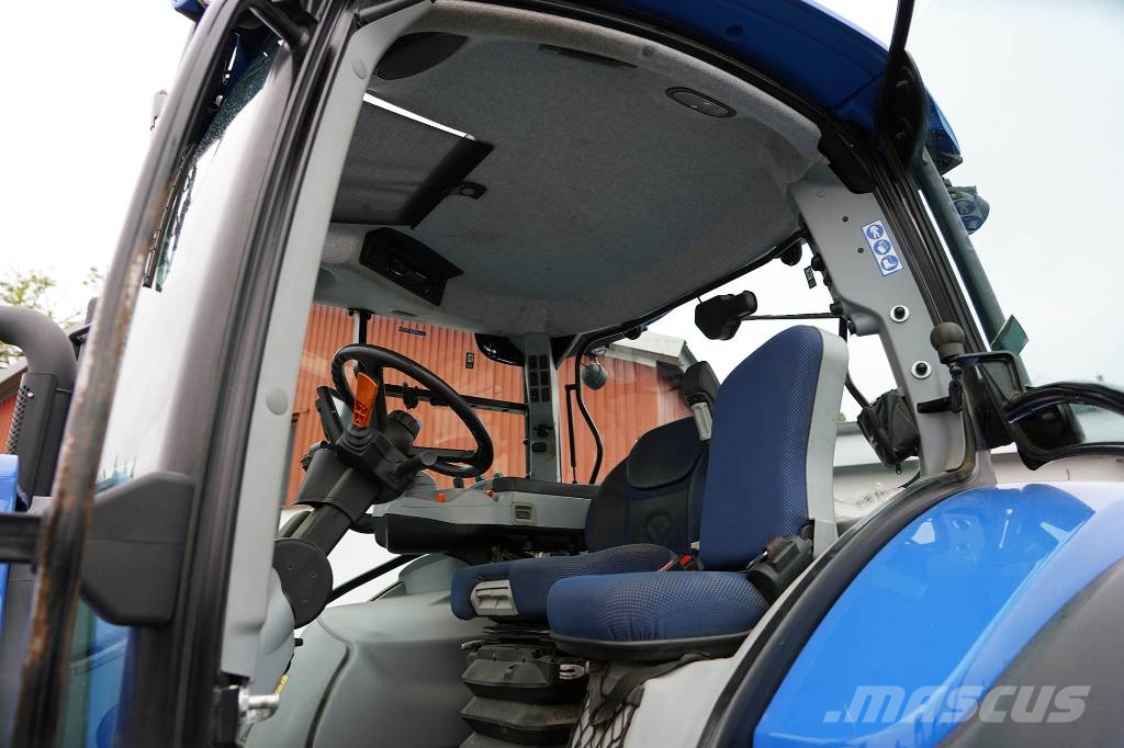 NEW HOLLAND T5.140 AC / FGK27H Traktorer