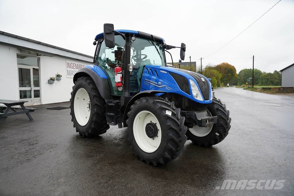 NEW HOLLAND T5.140 AC / FGK27H Traktorer