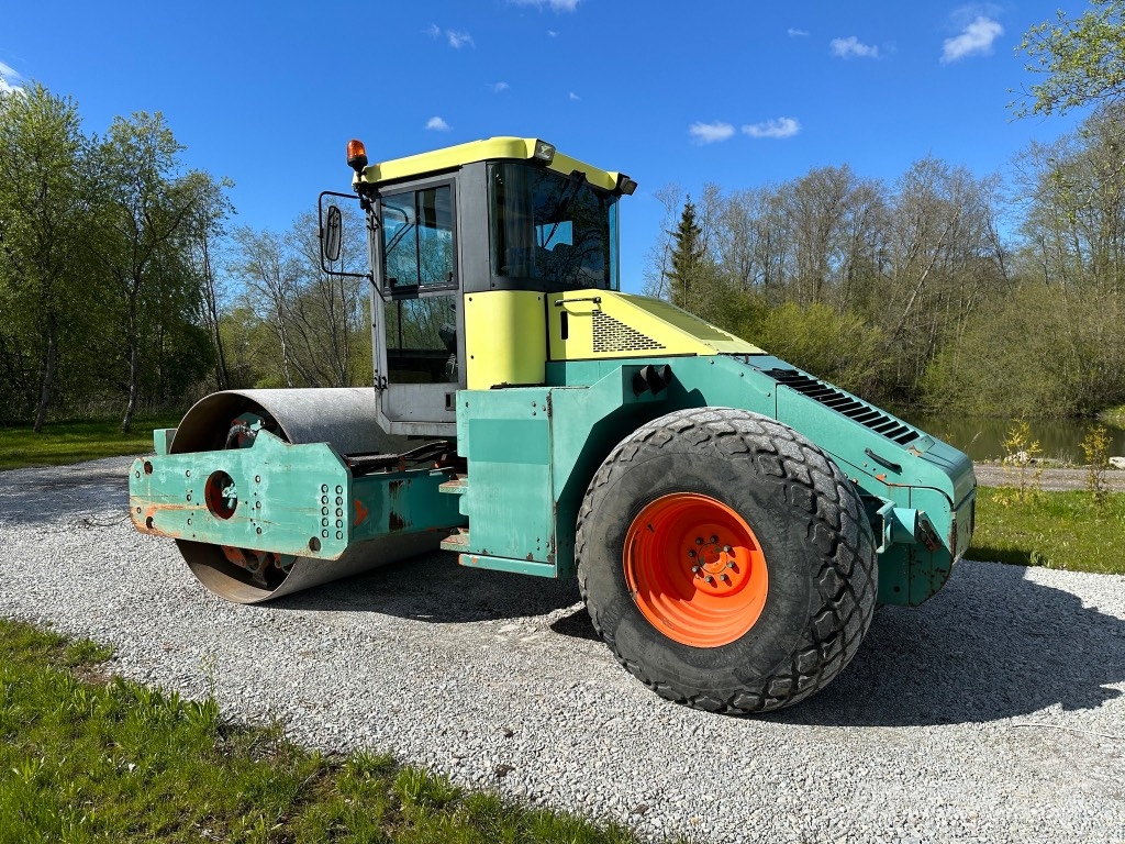 Ammann AC 110 Compactoare monocilindrice