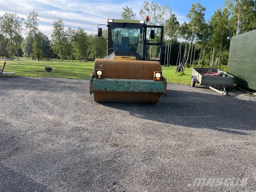 Ammann AC 110 Compactoare monocilindrice