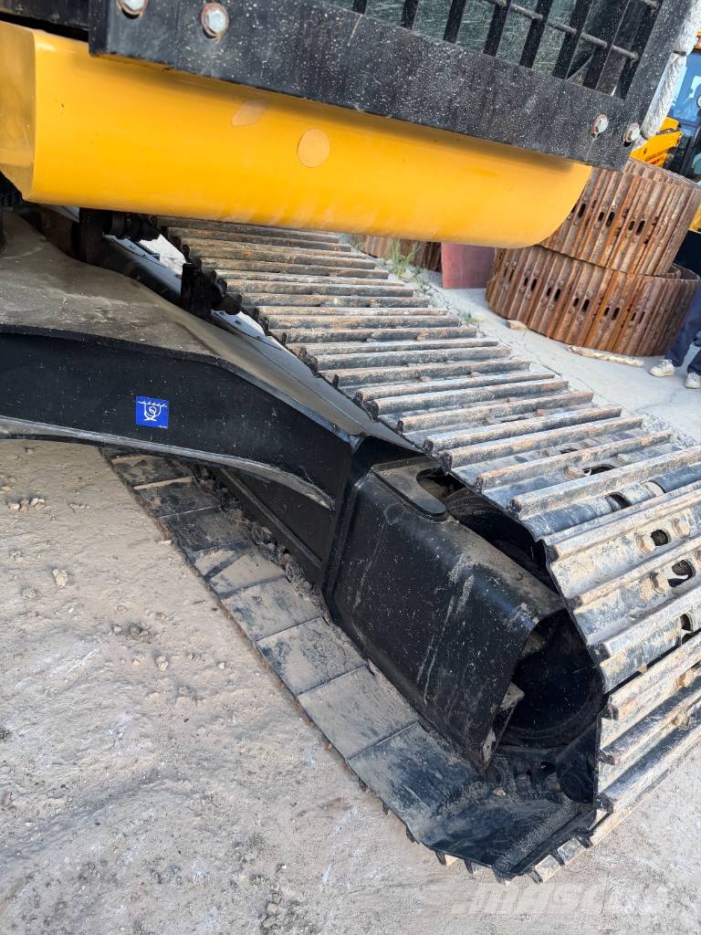 CAT 320D2L 3000 units excavators in stock Crawler excavators