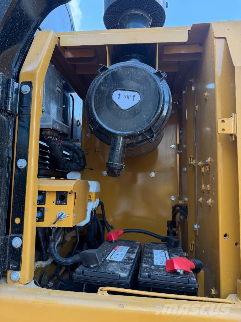 CAT 320D2L 3000 units excavators in stock Crawler excavators