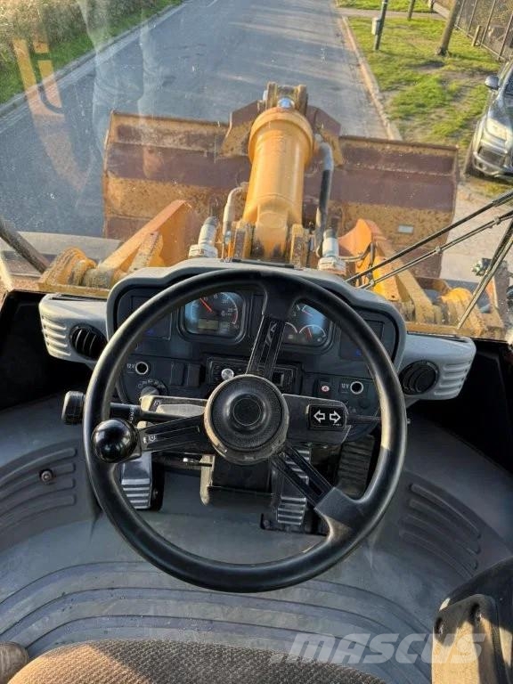CAT 972H Wielladers
