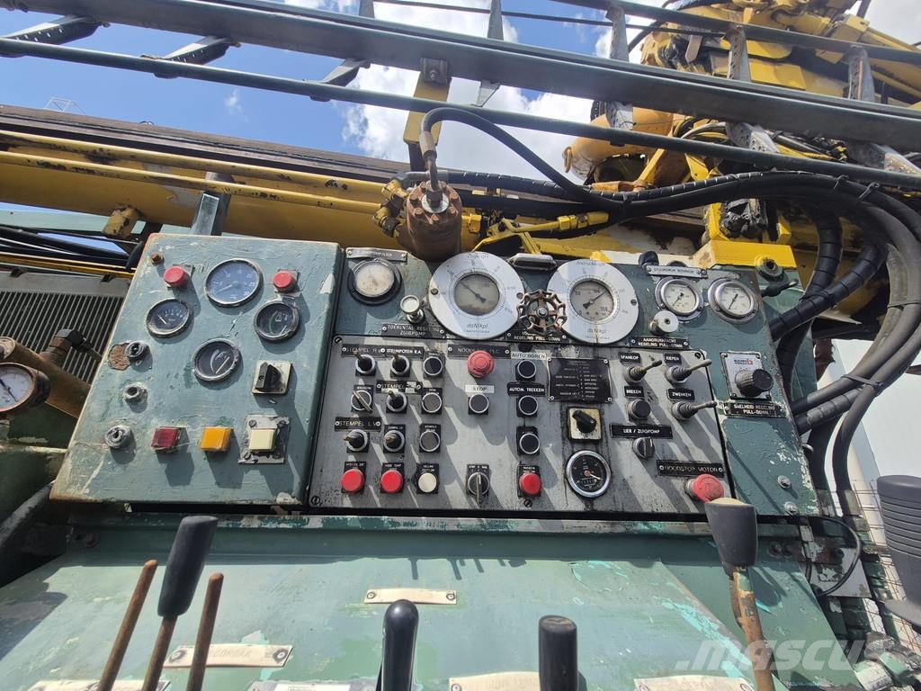 Iveco 260-30HW Surface drill rigs