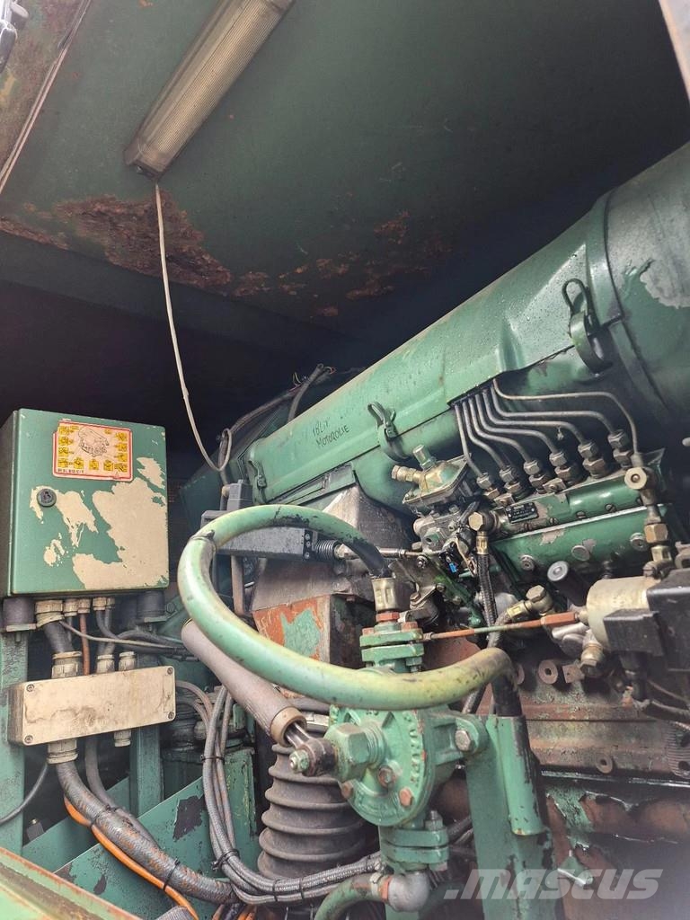 Iveco 260-30HW Surface drill rigs