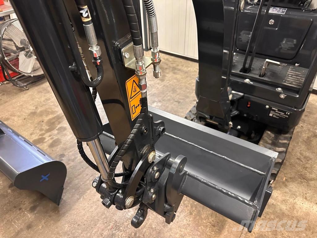 TIRRAX Binnendraaier TX12H Mini bageri < 7t