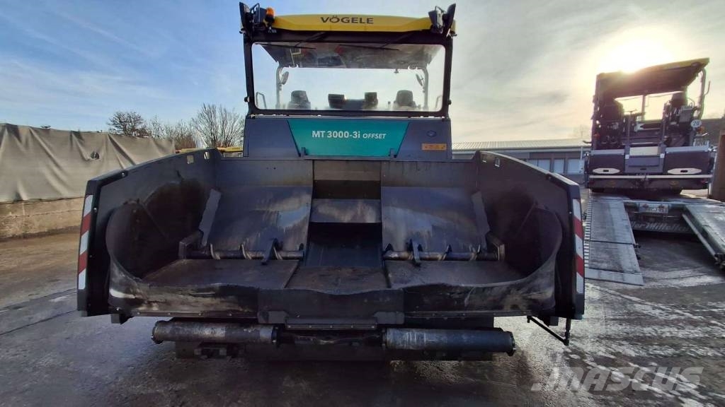 Vögele MT 3000-3i Offset Vehículos para transporte de materiales