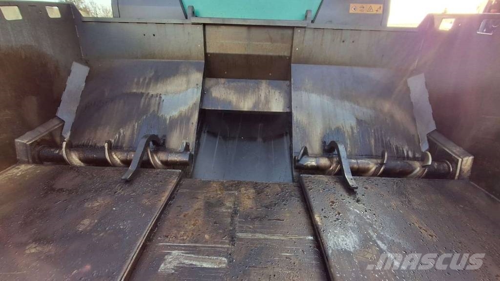 Vögele MT 3000-3i Offset Vehículos para transporte de materiales