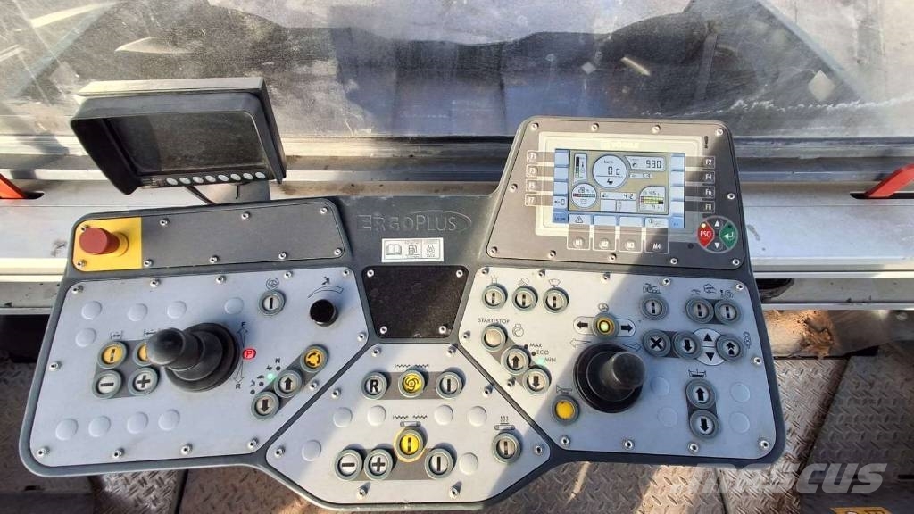 Vögele MT 3000-3i Offset Vehículos para transporte de materiales