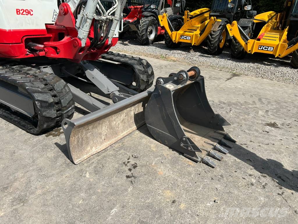 Takeuchi TB 290 حفارات وسط 7 طن - 12 طن