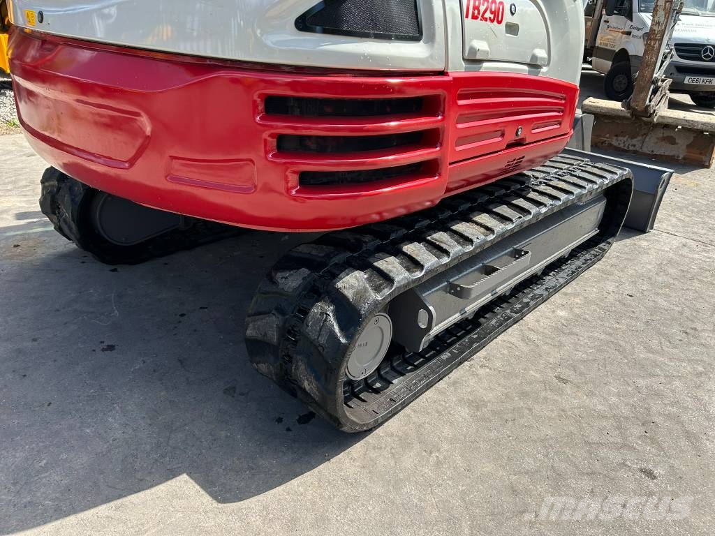 Takeuchi TB 290 حفارات وسط 7 طن - 12 طن