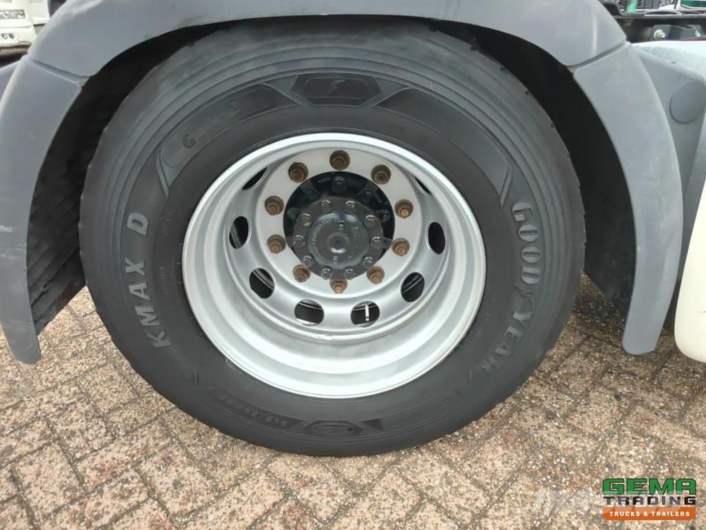 MAN TGX 18.420 4x2 XLX Euro6C - SideSkirts - SmartTach Vilcēji