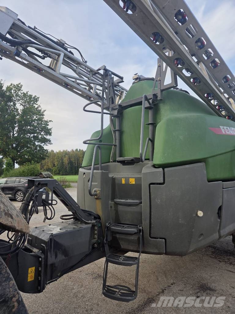Fendt Rogator 366 牽引型スプレイヤー