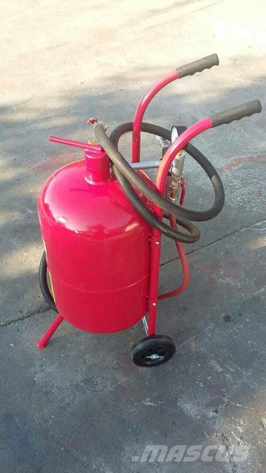 CAT 40 LI BORMANN 砂鹽撒布機
