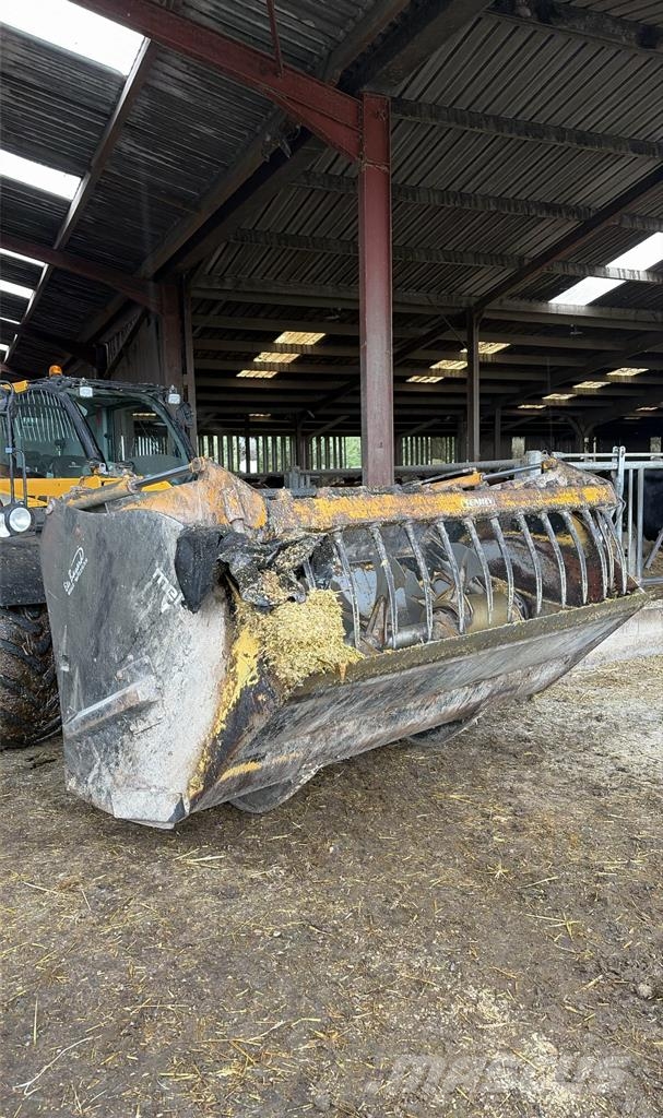Emily Melodis 3.4 Alimentadores