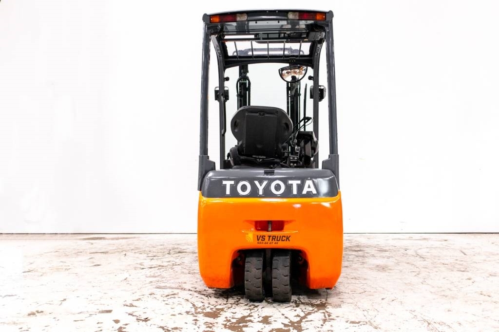 Toyota 8FBET16, motviktstruck med utskjutbara gafflar Elektro Stapler