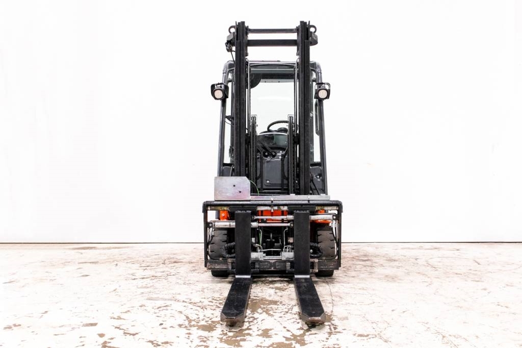 Toyota 8FBET16, motviktstruck med utskjutbara gafflar Elektro Stapler
