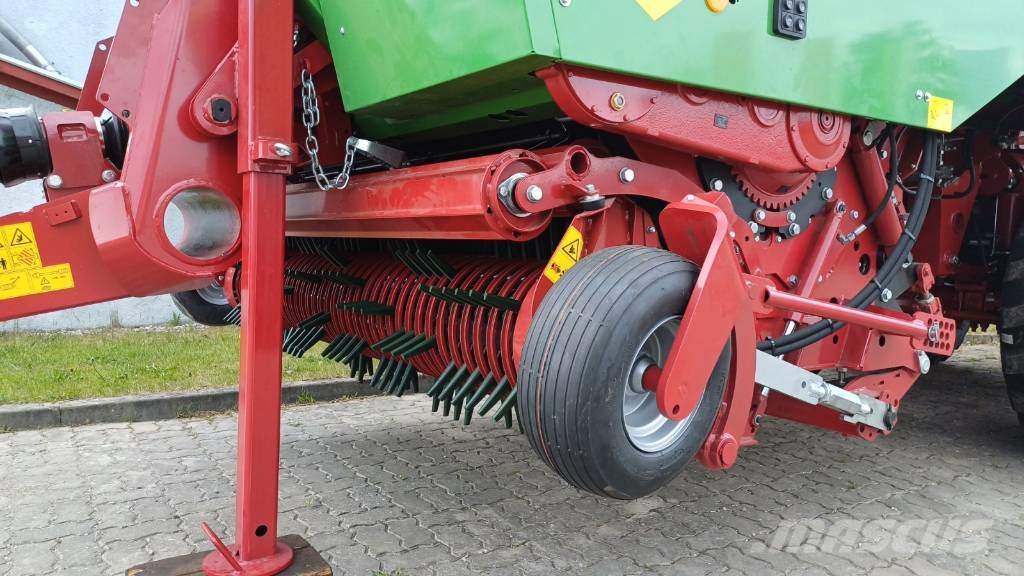 Strautmann Magnon CFS 10-470 自动装载拖车