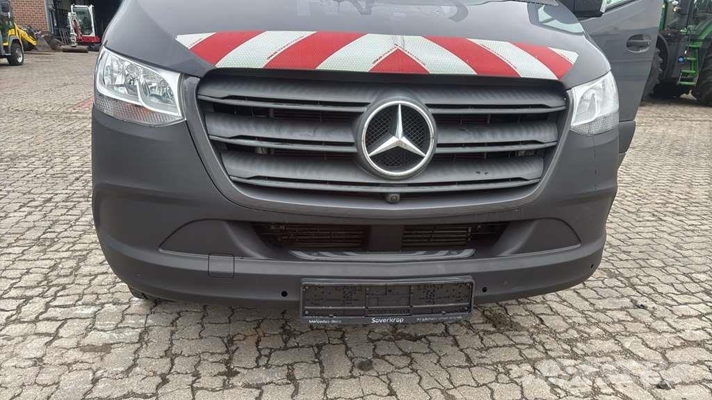 Mercedes-Benz Sprinter 319 Diesel Van هيكل صندوقي
