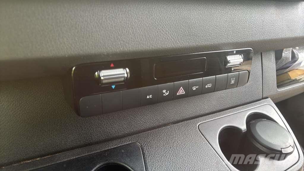 Mercedes-Benz Sprinter 319 Diesel Van هيكل صندوقي