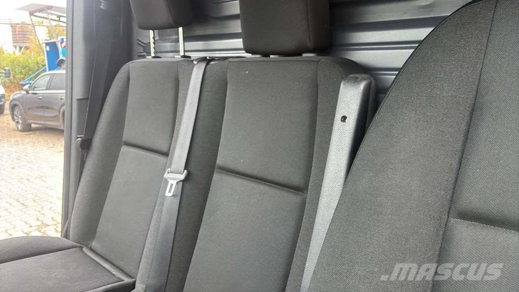 Mercedes-Benz Sprinter 319 Diesel Van هيكل صندوقي