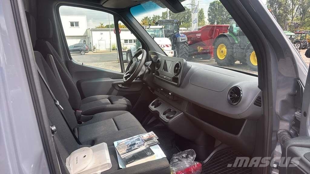 Mercedes-Benz Sprinter 319 Diesel Van هيكل صندوقي