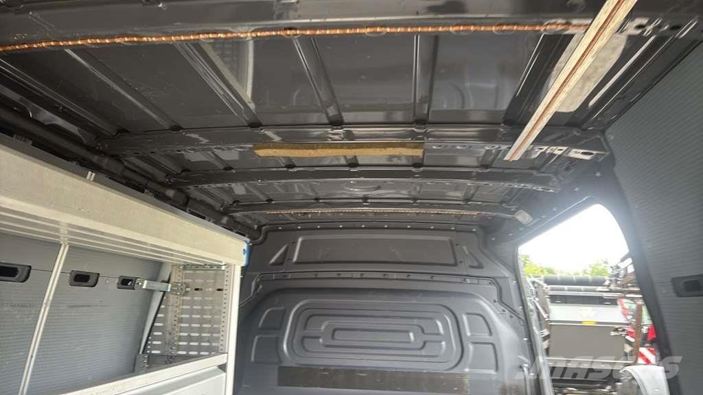 Mercedes-Benz Sprinter 319 Diesel Van هيكل صندوقي