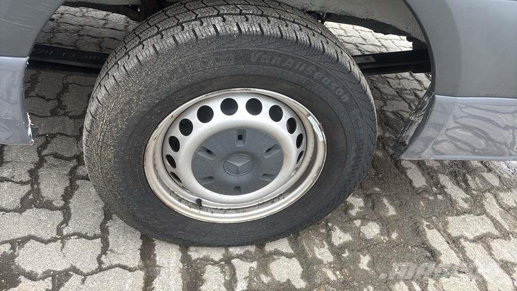 Mercedes-Benz Sprinter 319 Diesel Van هيكل صندوقي