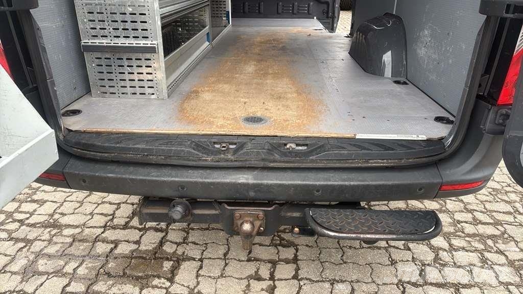 Mercedes-Benz Sprinter 319 Diesel Van هيكل صندوقي