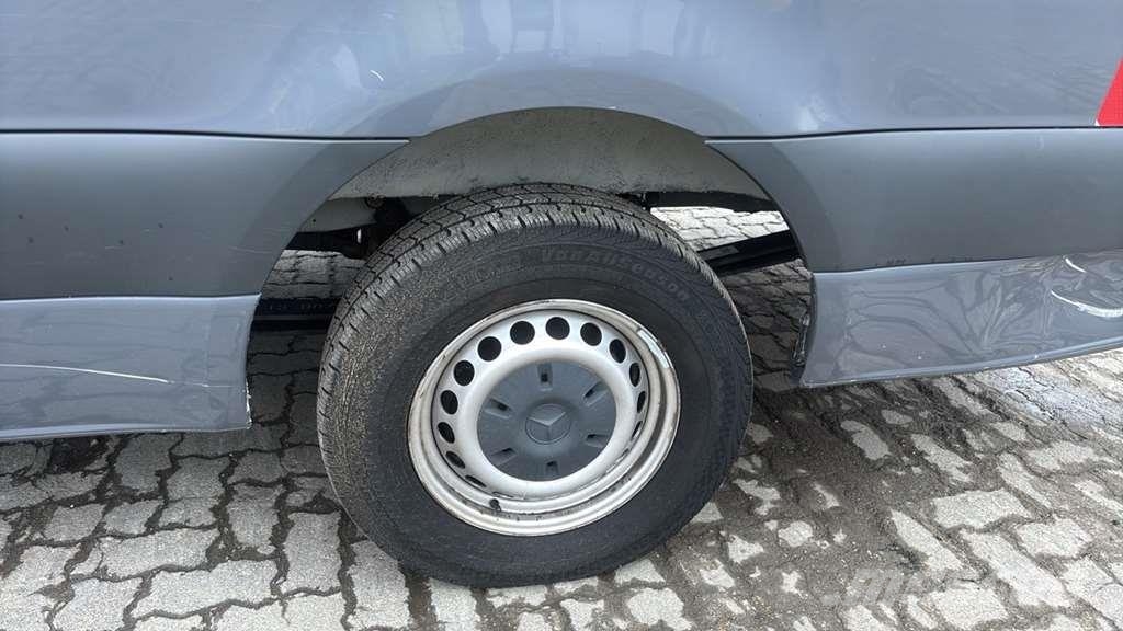 Mercedes-Benz Sprinter 319 Diesel Van هيكل صندوقي