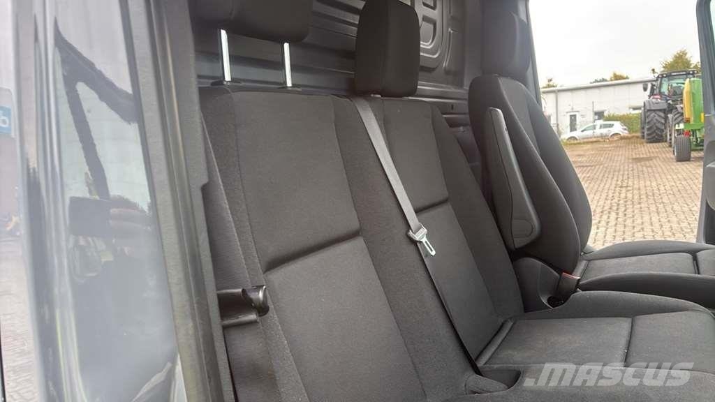 Mercedes-Benz Sprinter 319 Diesel Van هيكل صندوقي