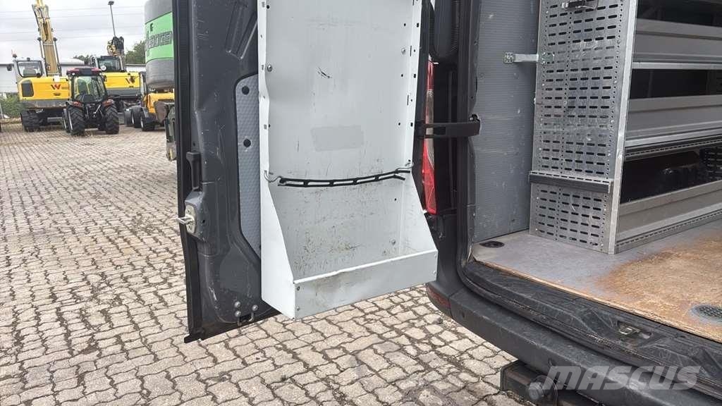 Mercedes-Benz Sprinter 319 Diesel Van هيكل صندوقي