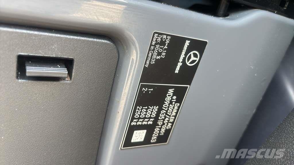 Mercedes-Benz Sprinter 319 Diesel Van هيكل صندوقي