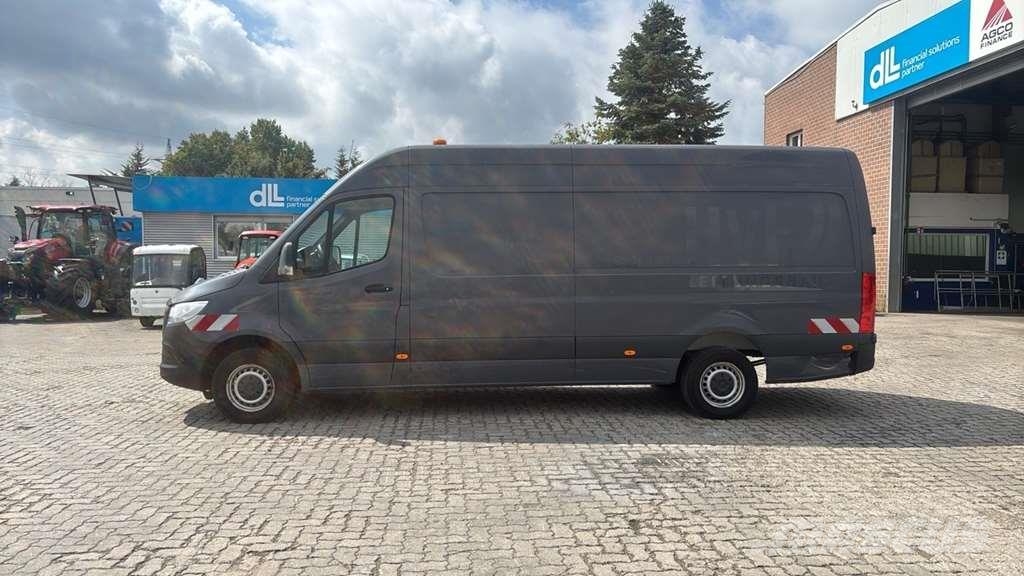 Mercedes-Benz Sprinter 319 Diesel Van هيكل صندوقي