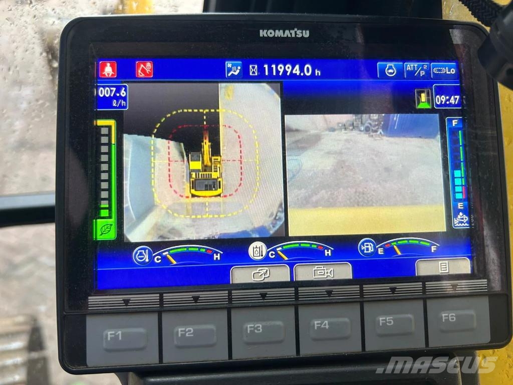 Komatsu PC240LC Kāpurķēžu ekskavatori