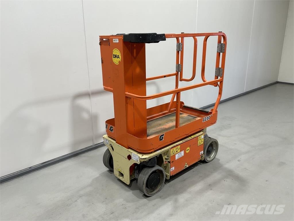 JLG 1230ES Schaarhoogwerkers