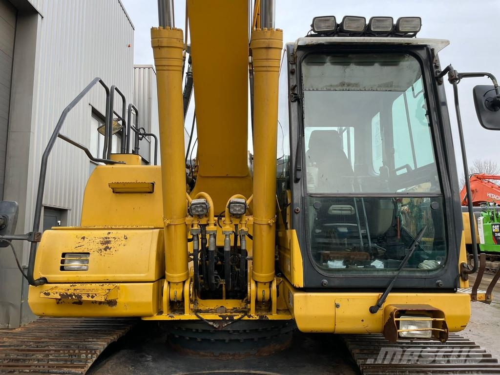 Komatsu PC240LC-10 Engcon and 3 x bucket حفارات زحافة