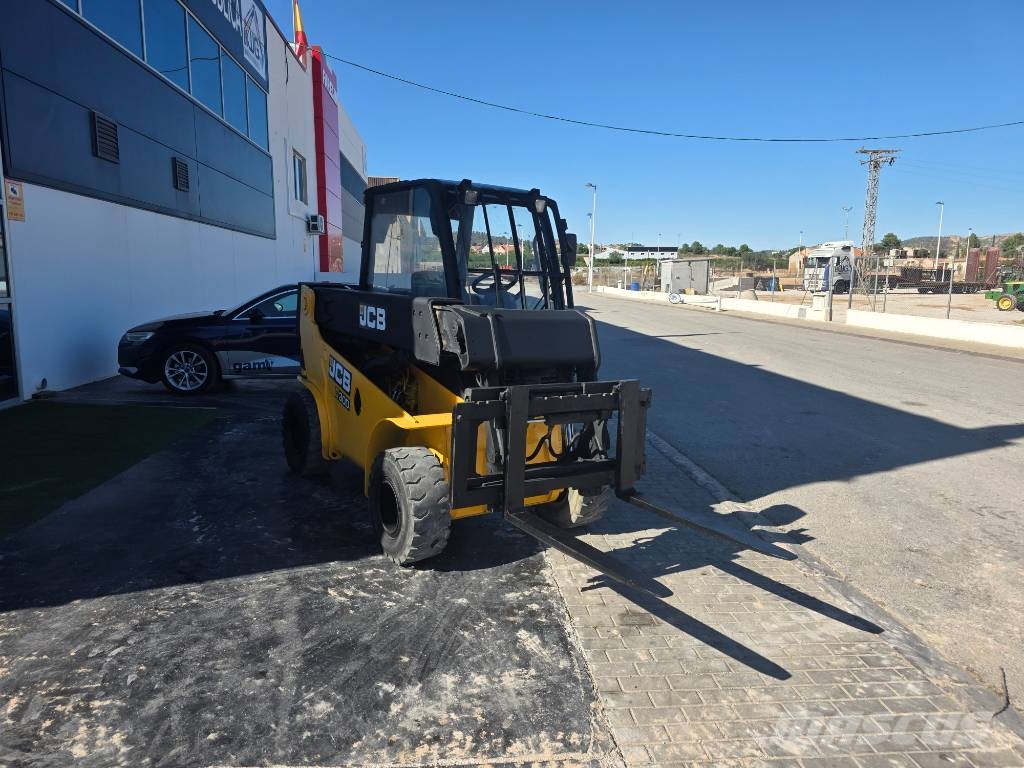JCB Teletruk 30 D Teleskopski viljuškari