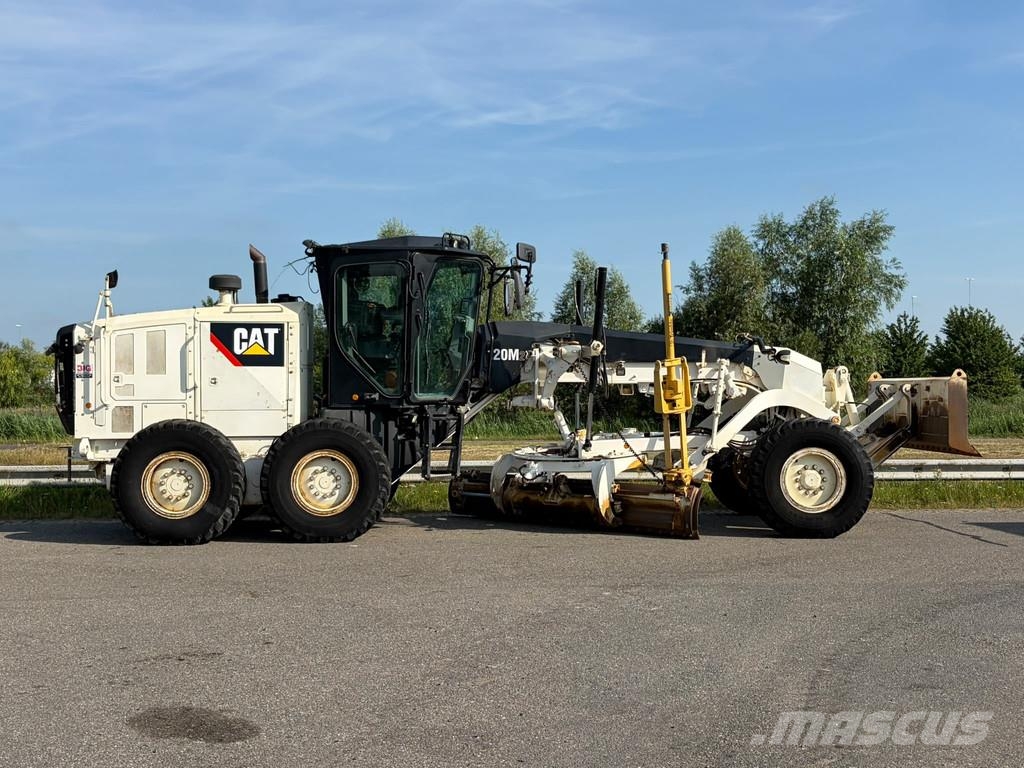 CAT 120M2 CE - Trimble 3D UTS Grader