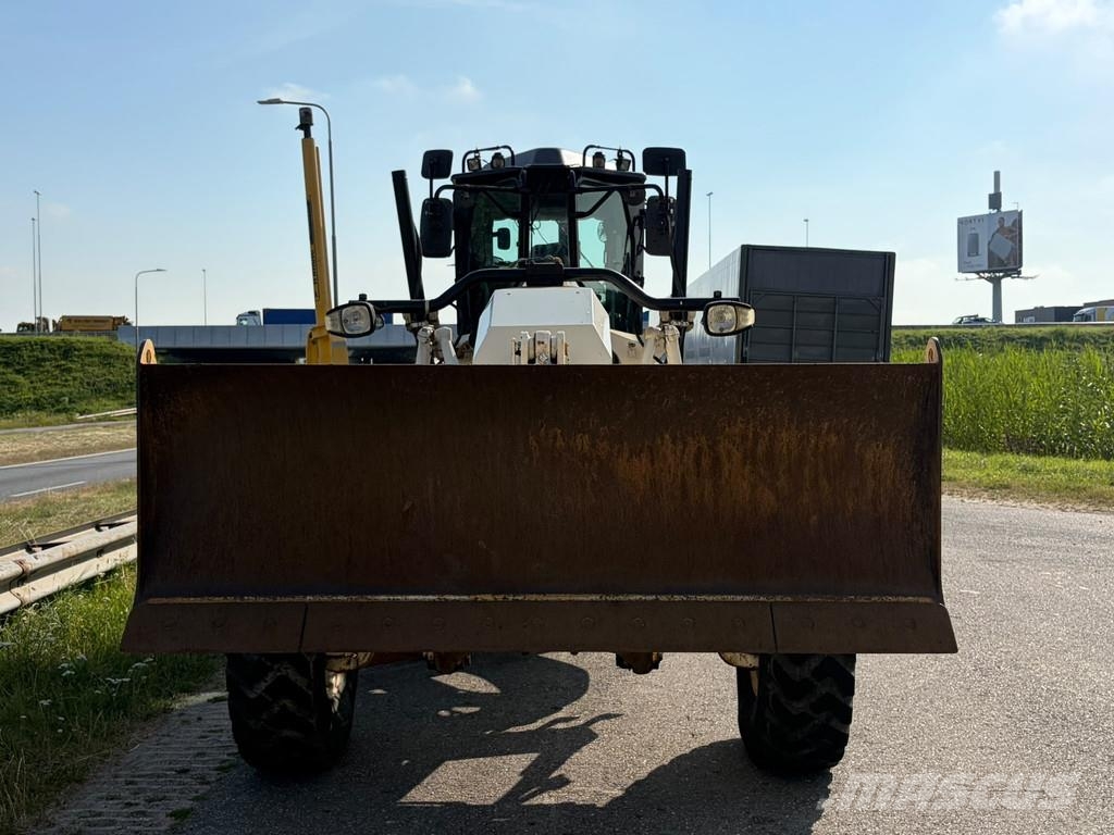 CAT 120M2 CE - Trimble 3D UTS Grader