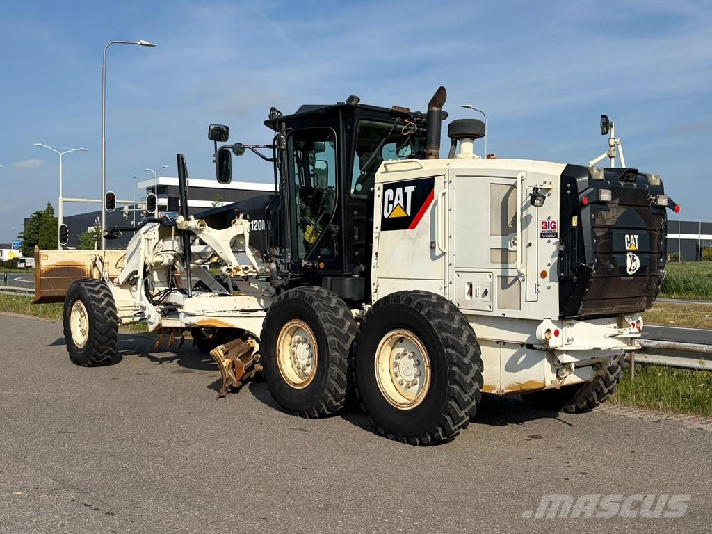 CAT 120M2 CE - Trimble 3D UTS Grader