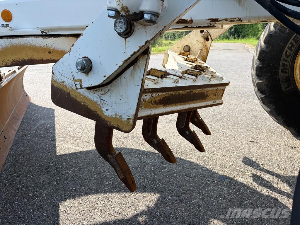 CAT 120M2 CE - Trimble 3D UTS Grader