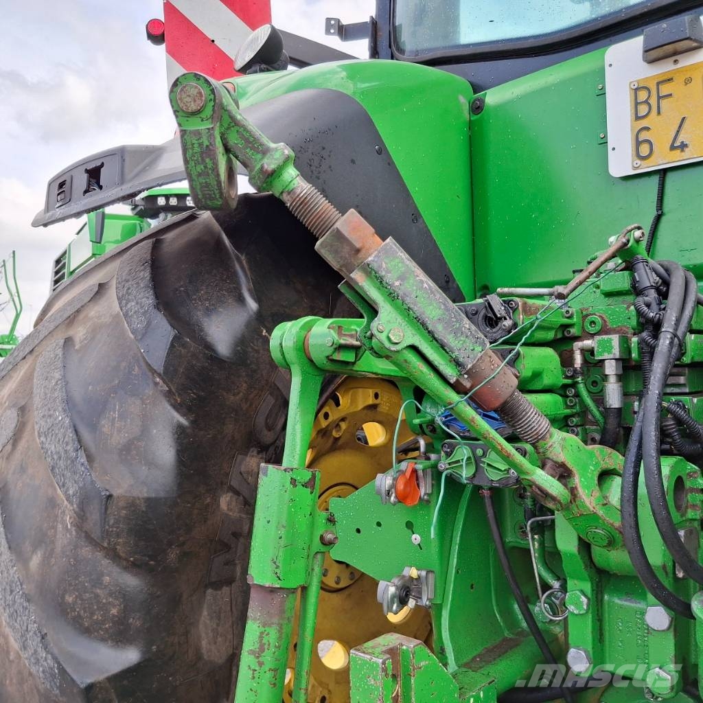 John Deere 8245 R Tractores