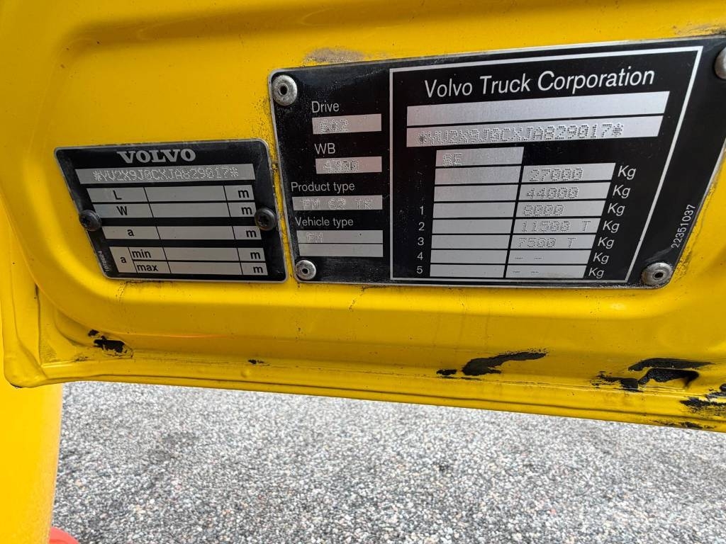 Volvo FM 6X2 2 CONTAINER Komunalni tovornjaki