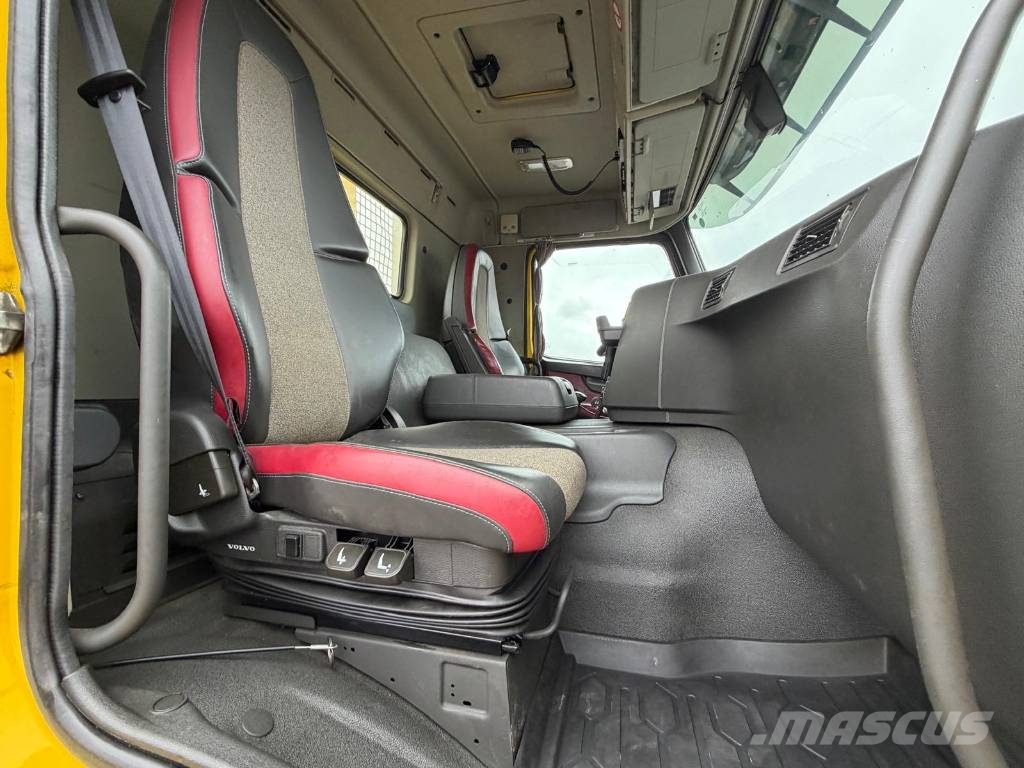 Volvo FM 6X2 2 CONTAINER Komunalni tovornjaki