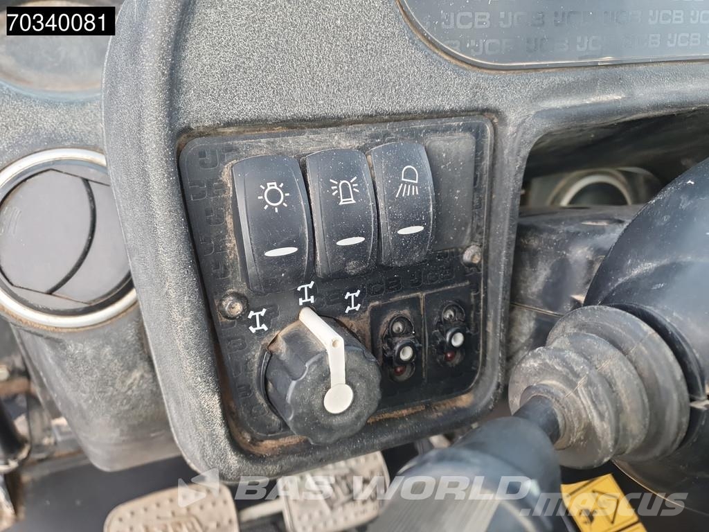 JCB 540-140 A/C - Sway Telescopic handlers