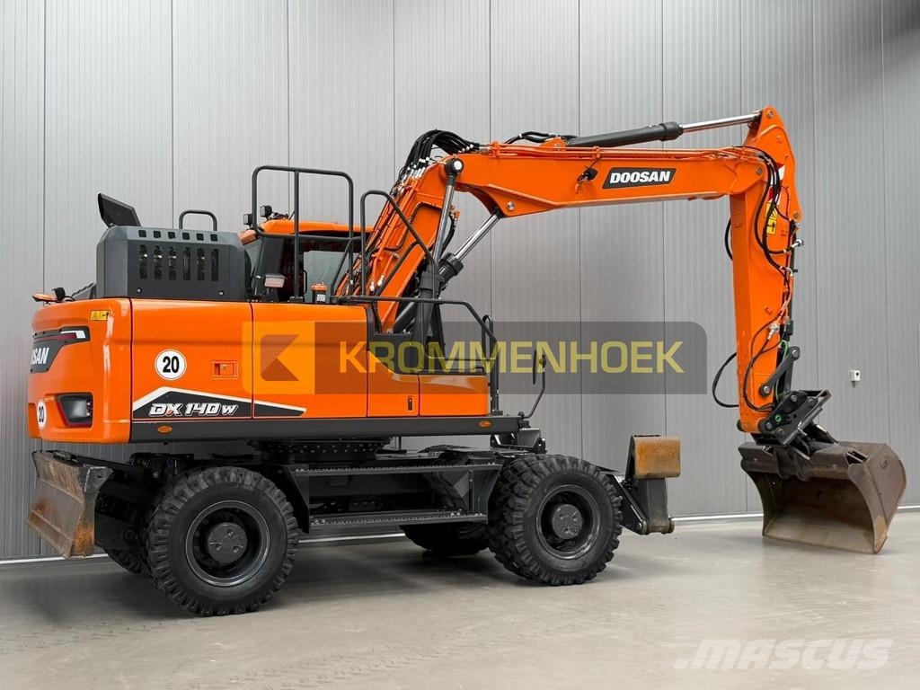 Doosan DX 140 W-7 Bagri na kolesih