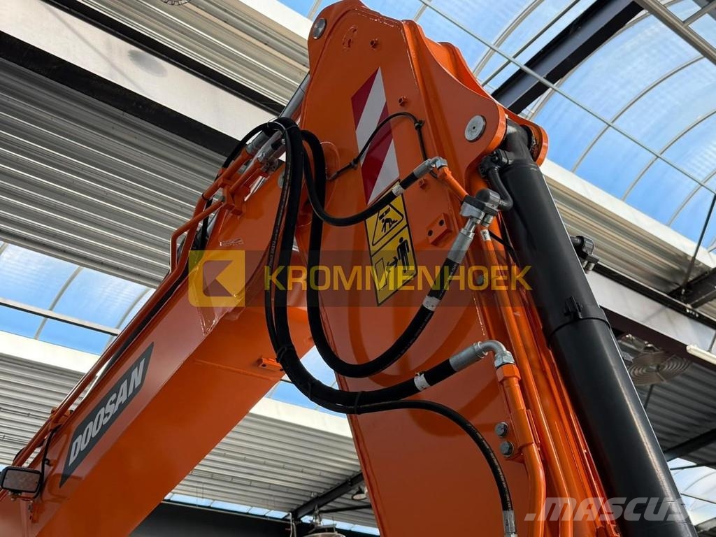 Doosan DX 140 W-7 Bagri na kolesih